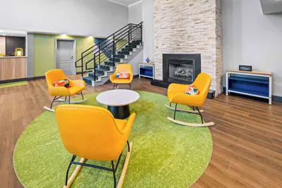 Photo 2 - Spark by Hilton Woodbridge