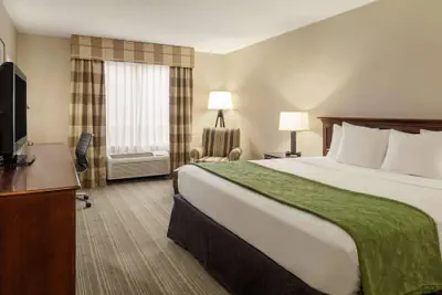 Photo 5 - Country Inn & Suites by Radisson, Lima