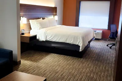 Photo 4 - Holiday Inn Express Hotel & Suites Chicago South Lansing by IHG