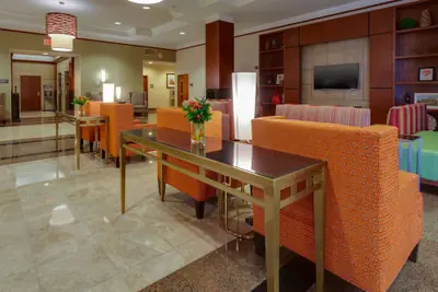 Photo 4 - Drury Inn & Suites St. Louis Forest Park