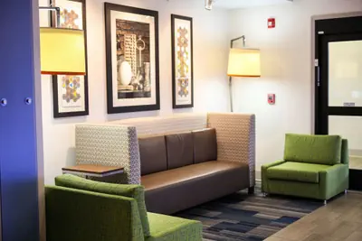 Photo 5 - Holiday Inn Express Hotel & Suites Athens by IHG