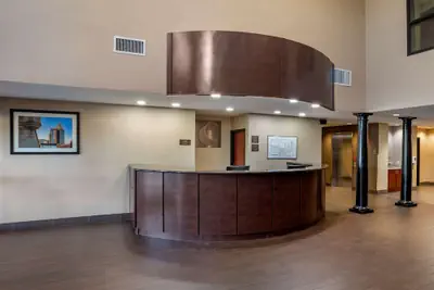 Photo 4 - Comfort Suites Mobile