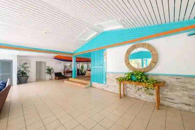 Photo 3 - Palms Resort and Beach