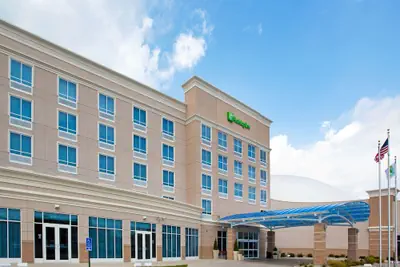 Photo 2 - Holiday Inn Toledo-Maumee (I-80/90) by IHG
