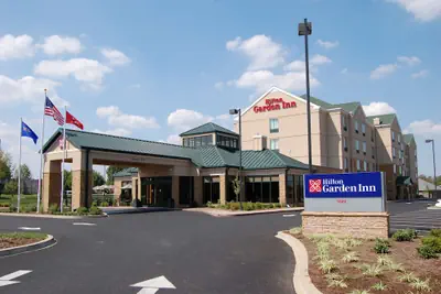Photo 2 - Hilton Garden Inn Bowling Green