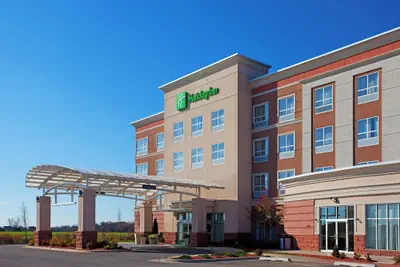 Photo 2 - Holiday Inn Aurora North - Naperville by IHG
