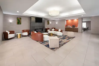 Photo 4 - La Quinta Inn & Suites by Wyndham Ruidoso Downs