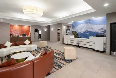 Photo 5 - La Quinta Inn & Suites by Wyndham Ruidoso Downs