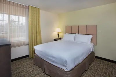 Photo 4 - Candlewood Suites Bowling Green by IHG