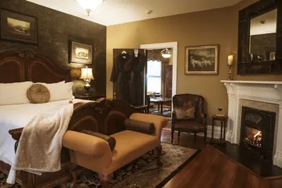 Photo 4 - Biltmore Village Inn B&B