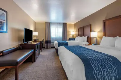 Photo 2 - Comfort Inn & Suites Ukiah Mendocino County