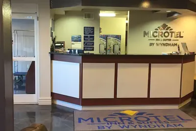 Photo 2 - Microtel Inn & Suites by Wyndham Bremen