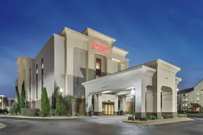 Photo 2 - Hampton Inn & Suites Macon I-75 North