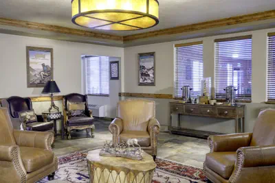 Photo 5 - Yellowstone Park Hotel