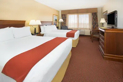 Photo 4 - Holiday Inn Express Hotel & Suites Las Vegas by IHG