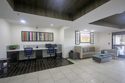 Photo 3 - Holiday Inn Express Hotel & Suites Greensboro - East by IHG