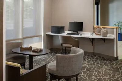 Photo 2 - SpringHill Suites by Marriott Medford