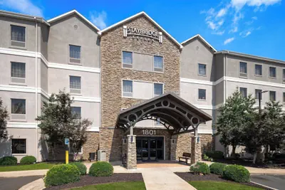 Photo 2 - Staybridge Suites Bentonville-Rogers by IHG