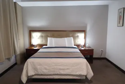 Photo 4 - S.J. Suites Hotel