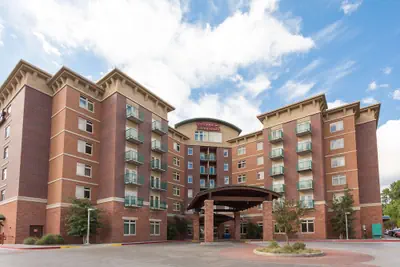 Photo 2 - Drury Inn & Suites Flagstaff
