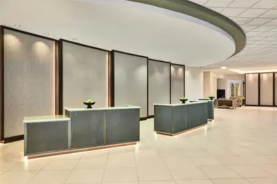 Photo 3 - Renaissance® Phoenix Glendale Hotel & Conference Center
