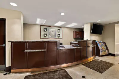 Photo 3 - Comfort Inn & Suites Airport