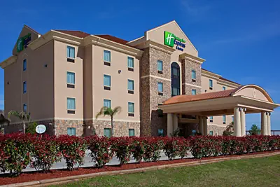 Photo 2 - Holiday Inn Express Hotel & Suites Texas City by IHG