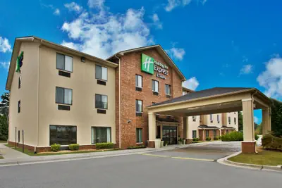 Photo 2 - Holiday Inn Express & Suites Buford NE - Lake Lanier by IHG
