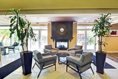 Photo 3 - Embassy Suites by Hilton Valencia
