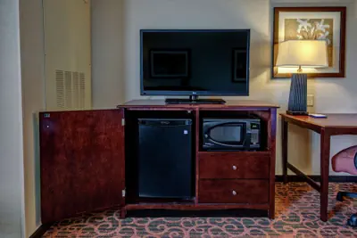 Photo 3 - Hampton Inn Suites Minneapolis St Paul Arpt-Mall of America