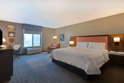 Photo 2 - Hampton Inn & Suites Rohnert Park - Sonoma County