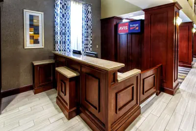Photo 4 - Hampton Inn & Suites Staten Island