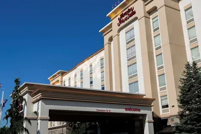 Photo 2 - Hampton Inn & Suites Staten Island