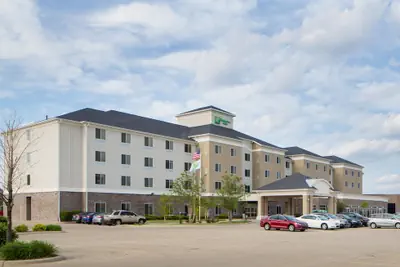 Photo 2 - Holiday Inn Bloomington-Airport by IHG