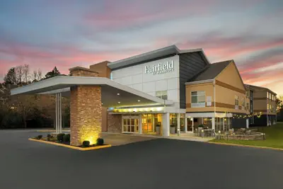 Photo 2 - Fairfield Inn & Suites by Marriott Chesapeake Suffolk