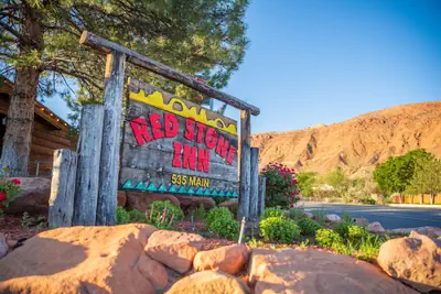 Photo 2 - Red Stone Inn