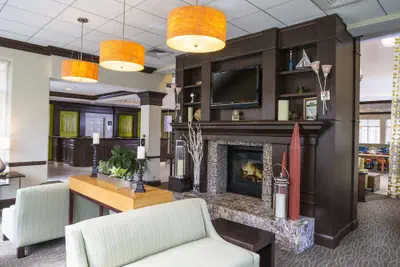 Photo 3 - Hilton Garden Inn Hampton Coliseum Central