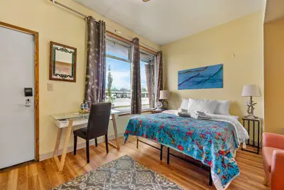 Photo 2 - Qupqugiaq Inn