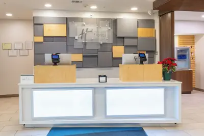 Photo 2 - Holiday Inn Express & Suites Macon - I-475 By IHG