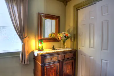 Photo 4 - Los Gatos Bed & Breakfast