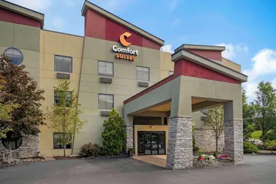 Photo 2 - Comfort Suites Monaca