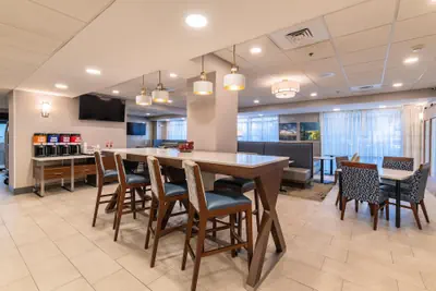 Photo 4 - Hampton Inn Jasper