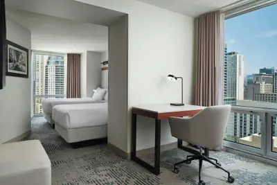 Photo 4 - Springhill Suites by Marriott Chicago Downtown/ River North