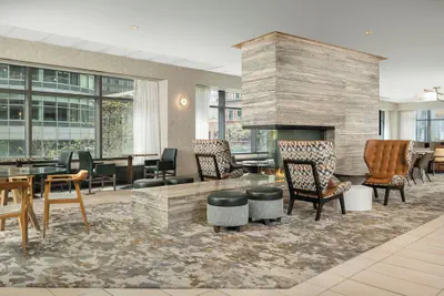 Photo 2 - Residence Inn by Marriott Chicago Downtown / River North