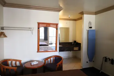 Photo 5 - Lambert Inn