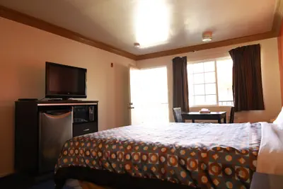 Photo 2 - Lambert Inn