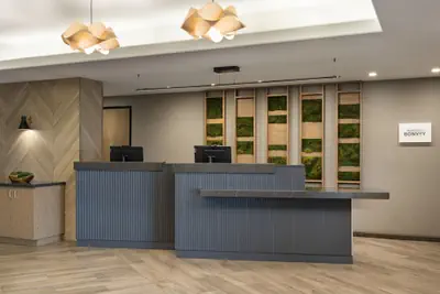Photo 5 - Fairfield by Marriott Inn & Suites Fresno River Park
