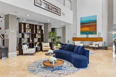 Photo 4 - Provident Doral at the Blue Miami