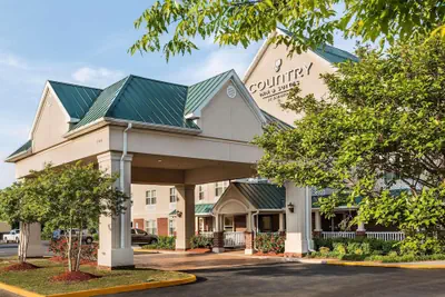 Photo 2 - Country Inn & Suites by Radisson, Chester, VA