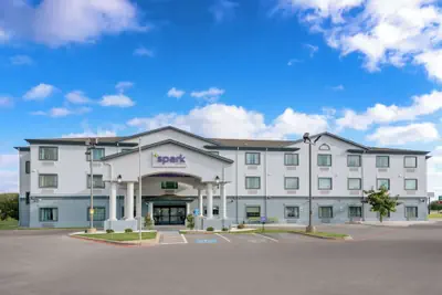 Photo 2 - Spark by Hilton Wichita Falls
